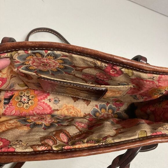 BRIGHTON BASKET WEAVE HANDBAG 7.5X4X12 - Picture 10 of 11